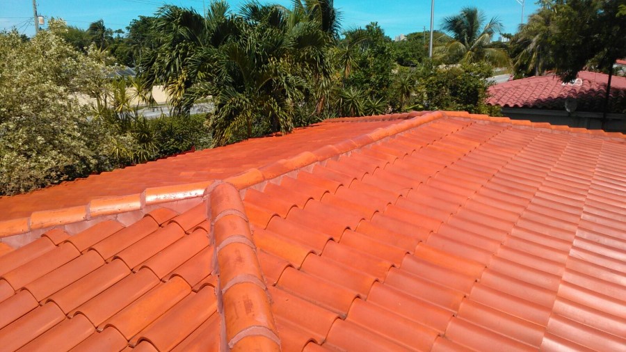 Miami Roof Seal Coating Red Clay Tile Cleaning | Big Green Men