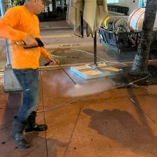 Miamis-Top-Rated-Pressure-Washing-for-Restaurants-Retail 2